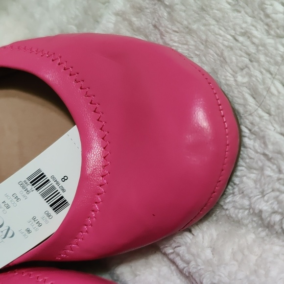 Shoes - Picture 6 of 6